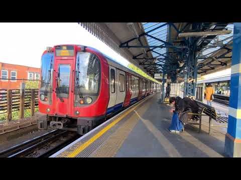 TURNHAM GREEN Tube Station (2022)