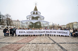 Vilnius Christmas tree support campaign (photos)