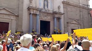 Vic city today. Catalan people have lost fear. #HelpCatalonia :::::::::::::::::::::::::::::::::::::::::::::::::::::::::::::::::::::::::::::: La ciudad de Vic hoy. El pueblo catalán ha perdido el miedo. | Republic of Catalonia International