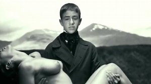 Monica Bellucci nude in Malena