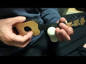 １００円ショップの玩具ウクレレでスライドブルースギターだぜ ukulele blues