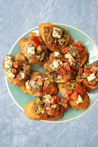 Za'atar Tomato Crostini - Chef Tariq | Middle Eastern Recipes
