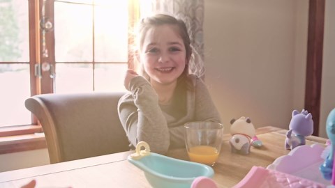Little DaVinci Chewable Vitamin C - Kids Vitamin C Supplement to Support the Immune System, Healthy Skin and Overall Wellness - With Pectin, Rose Hips and More - Cherry Flavor - 90 Chewable Tablets
