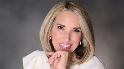 Emmy Award-winning journalist Ilona Carson is joining KHOU 11 Morning News