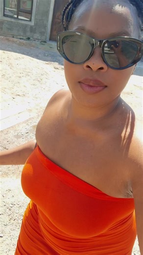 Thabisa Mtyhobile (@thabiemtyhobile)’s videos with Hotmamis glasses - hotmami13