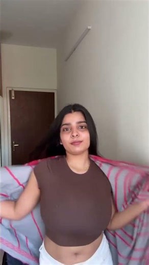 Hot girl showing big boobs reel dance |bouncing big boobs |hot big tits girl #bigboobs #boobs