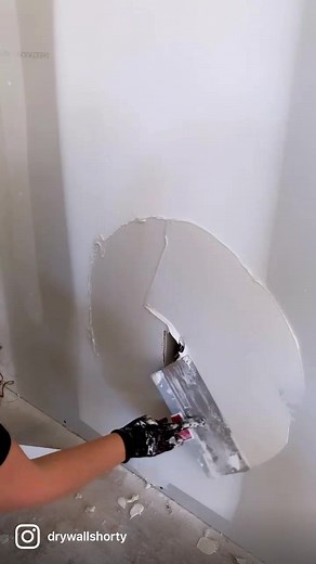 3M views · 10K reactions | Circling a box that’s right on a butt joint. Hence the big circle and the big knife. We don’t run our boxes over the electrical outlets so places like this we tie in by hand. And yes the box gets cleaned out | Drywall Shorty | Facebook