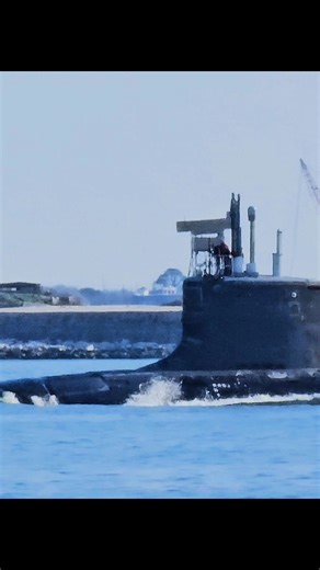 TROOPS殺 DEPLOYING☢️NUCLEAR SUB DEPLOYED﫡 #submarine #fast #50cal #ship #battleship #warship #wow | Richard LeBel | Facebook