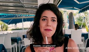 elisabetta zaffiro pissing