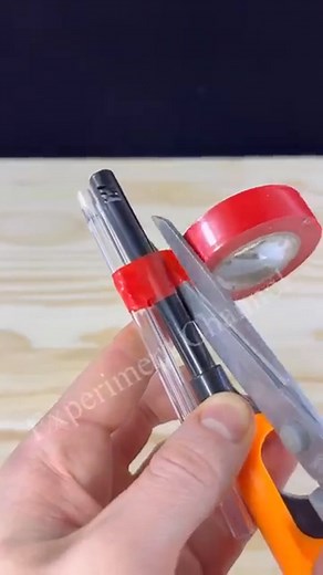 Trick z zapalniczką i rakietką 🎇 #fireworks #test #pyro #test | Petardy i Fajerwerki przez cały rok