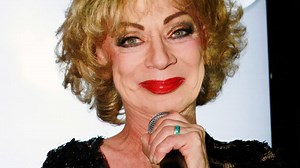 Transgender-actrice Holly Woodlawn (69) overleden