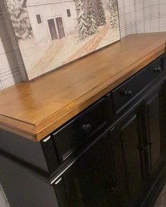 Dinning room buffet makeover for Christmas | Creative Crafting by Katie