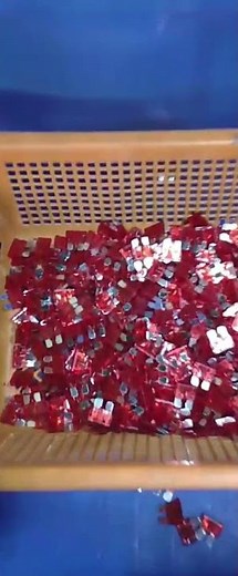 How to assemble the fuse holder