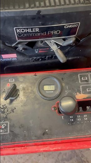 Built in Tachometer• KOHLER Command PRO running the TORO ProCore 648 🔧• #tachometer #engine #shorts