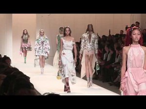 Fendi Fashion Show Ready to Wear SS17