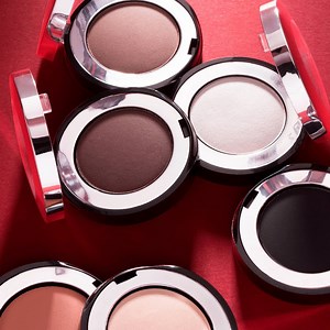PUPA Vamp! Scopri l'ombretto compatto MATT, colore intenso effetto opaco. Alta sfumabilità. PUPA Milano Italy #eyeshadow #makeup #pupavamp | Sensation Profumerie