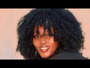 Simmy: Stunning Curvy Plus Size Model, Biography, Fashion Model And Lifestyle