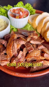 🍽️ A porção mais caprichada de Olímpia te espera no Bella Grill! Já sentiu aquela fome que não aceita qualquer coisa? Aquela vontade de comer bem servido, com sabor de verdade e capricho em cada detalhe? Então vem pro Bella Grill Restaurante, em Olímpia. Aqui, porção não é aperitivo… é experiência. Carne macia, ponto perfeito, acompanhamentos generosos e aquele tempero que conquista na primeira garfada. É pra dividir? Dá. É pra comer sozinho? Dá também. É pra sair satisfeito? Sempre. 👉 No salã