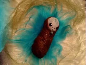 Alien baby doll Lurä. By Albesa Loa, mexican dollmaker. Bebé extraterrestre.Ooak doll. SOLD