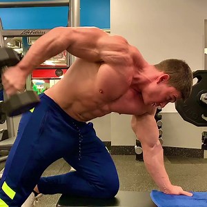 123K views · 10K reactions | Tricep Workout Tricep Kick Back • place...