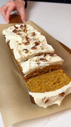 Carrot pound cake with cream cheese frosting! Now that Easter is approaching, I needed to make a carrot cake but this time in pound cake form. This carrot cake is high(er) in protein and is insanely delicious. The sponge is moist and soft and the cream cheese frosting is a dream. Enjoy! Ingredients 180g / 1.5 cups grated carrot 200g / 3/4 cup super fine sugar 240g / 1.9 cups plain flour 1 tsp baking powder 1/4 tsp salt 3 tsp cinnamon powder 1 tbsp apple cider vinegar 1 tsp vanilla extract 60ml /