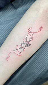 35K views · 28 reactions | The Red Thread Fate of Mother and Child臨 •London Booking Available ~ Until July 15th •Contact DM . . . . . . . #finelinetattoo #koreatattoo #tattoo #linetattoo #lineworktattoo #linework #koreantattoo #minitattoo #smalltattoo #seoultattoo #friendshiptattoo #감성타투 #서울타투 #tattoodesign #londontattoo #londontattooshop #london #uktattoo #londontattooist #hearttattoo #한국타투 #familytattoo | 지브타투 | Facebook