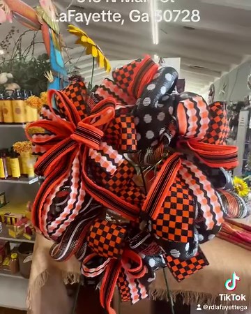 12 reactions | Calling all Ramblers⬛️李!!!! New wreaths are coming in hot today! This one is $65 | Real Deal Home Store | Facebook
