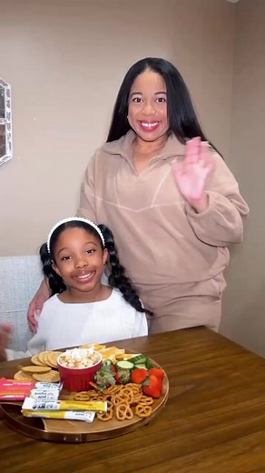 Snack boards that are both kid AND mom-approved? Double win.  | Pure Organic Snacks | Facebook