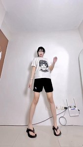 Mixing precolonial era styles with cutecore kawaii fashion styles hmmm i wonder what that looks like ⋆˚꩜｡₊˚⊹ ᰔ Im always happy traditional weavers develop new colors like pastels, muted colors, nude shades, new patterns (like hearts! 💗 Or weapons 🗡️) on handwoven fabrics and even encourage designers to use them on fashion shows to showcase the lasting craft of our weavers. Not only did they preserve this heritage despite centuries (and esp amidst fast fashion) but they also progressed it forwa