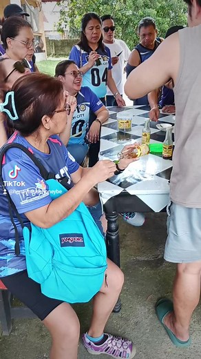 Beesitors From Legazpi City Enjoy Our Free Taste of Honey and Free Farm Tour  #FREEtasteofHoney #purehoney #FREEFarmTour #honeycomb Honey House Honey Bee Farm | Honey House Honey Bee Farm | Facebook