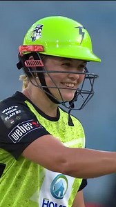 Hitting a six at the MCG 🙌 We reckon Georgia Voll is pretty happy about that! #SizzlingSixes #WBBL10 | Weber WBBL