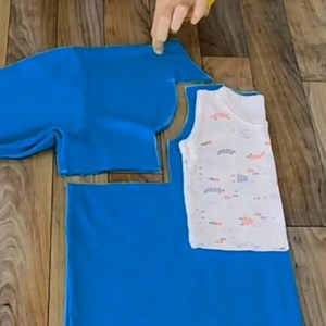 38K views · 192 reactions | My friend asked me to repurpose her unused t-shirt into a dress/jersey | Sewing Techniques | Facebook