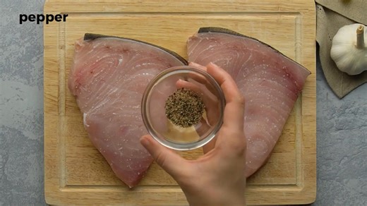 This buttery Lemon Garlic Swordfish is stunningly delicious. This recipe results in a tender, flavor-packed fish that tastes like you spent way more time on it than you did. ❤️❤️❤️ ✨ FULL RECIPE: https://www.chewoutloud.com/lemon-garlic-swordfish-recipe/ ✨ FOLLOW @chewoutloud for more delicious recipes ✨ Get our BEST and EASY-TO-MAKE recipes ⬇️ https://mailchi.mp/chewoutloud/yy4lz3e2s2 #lemongarlicswordfish #seafoodlovers #healthydinnerideas #EasyGourmet #FreshAndFlavorful | Chew Out Loud