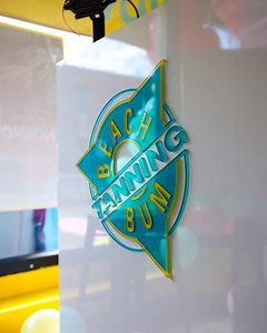 Where the glow-up begins.✨ Beach Bums Welcome. 🌴 • • • • #tanningtime #sunkissed #tanning #beautysalon #bronzed #sunbeds #tanninggoals #beachbumtanning | Beach Bum Tanning & Airbrush Salon