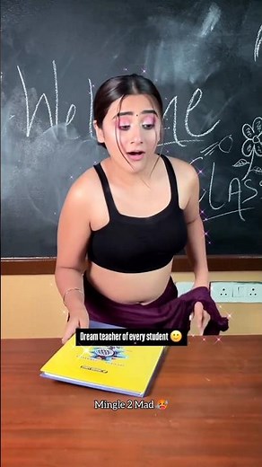 🥵Hot Teacher in Classroom Hot Girl in Saree Hot navel Cleavage Show #shorts