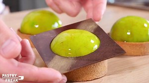 193K views · 2.9K reactions | Tartelettes Pomme Verte Noisette✨ façon Thierry BamasLa Recette ici: https://youtu.be/txp9eDHRsCs | Les Ateliers de Ludo - LMP 7 | Facebook