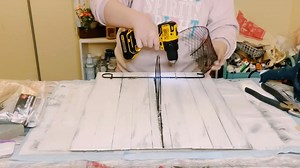 DIY Bicycle with basket Wall Decor | Windy City Crafts