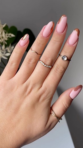 #chromenails inspo😍✨ ________________________________________ #naildesign #nageldesign #nagellack #nailinspo #instnails #beautytips #beautytools #instabeauty #parfumdreams #joyofbeauty | parfumdreams