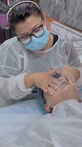 BB Glow is a semi-permanent makeup technique that uses micro needling to introduce a tinted serum into the skin. It is designed to improve the texture, quality, and tone of the face, and it targets a number of skin issues while giving an anti-aging effect 1. The treatment can diminish discoloration, acne scars, fine lines and wrinkles, large pores, and dull and dehydrated skin. #zoombeautyacademy #bbglowtreatment #bbglow #skincare #watershine #nanoniddling #koreanproducts #beauty #beautysalon | 