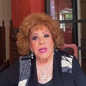 Silvia Pinal frente a ti 27 abril 9:30 las estrellas #quedasteencasa | Carla Estrada