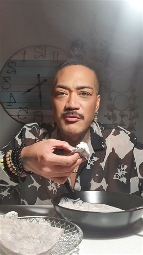 Samoan Feed #mukbang #fyp #polybusiness #polyhairproblems #blondebabe #blondebombshell #Beyonce #blondemodel #blondelife #blonde #blondespecialist #blonderegrowth #blondehair #polynesianhairspecialist #polytubemovement #polynesianbusiness #blondingking #brisbanesalon #brisbanecity #brisbanehairdresser #brisbanehairstylist #polynesian #hairstyles #hair #polytuber #onyxhaircrew #tinaniafamilyvlogs #Polynesianhair | Onyx Hair & Beauty Crew