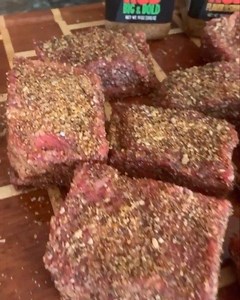 Epic cook Bob @bobsbackyardbbq ・・・ These red wine Angus short ribs turned out so tender and delicious. The ribs were seasoned with a combination of Beef Rub and AP Rub. Served with @jesseg916 buttery mashed red potatoes and a side of zucchini seasoned with Greek Tzatziki Sea Salt. • • Meat: @feltonangusbeef • Meat Seasoning: @caribeque • Zucchini Seasoning: @gustusvitae • Custom Board: @cezariohwoodworking • Short Rib Recipe: @chefkellycahoon • Thermometer: @thermoworks • Grill: @traegergrills •