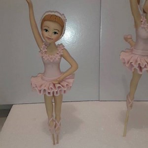 Ballerina cake toppers #ballerina #ballerinas #ballerinacake #ballerinacaketopper | Stefanelli Torte