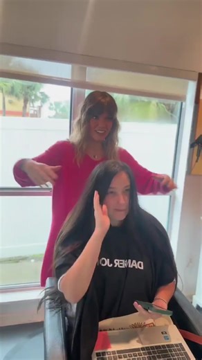 3.6K views · 45 reactions | A 10-hour hair transformation from black box dye to blonde thanks to Color Disruptor and CPR removing that unwanted artificial pigment ⁠ -⁠ : @itsautumn_hair | Malibu C | Facebook