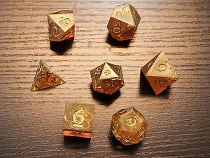 Handmade Dnd Dice Set: Honeycomb Bees, Amber Resin, 7-piece - Etsy