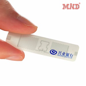 [Hot Item] UHF RFID Labels Good Price Long Distance 9-18m Passive UHF RFID Label Sticker Tag