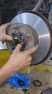 268K views · 1.6K reactions | How to install Toyota land cruiser front wheel bearing #toyota #landcruiser #mechanic #repairing #automotive #tipsandtricks | Mahar Mujahid | Facebook