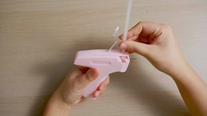 Stitch Gun for Clothes, Handheld Stitch Gun Quick Clothing Fixer, Portable Tagging Gun for Home & Retail Use, Includes 6 Needles,1000 Black & 1000 White Fasteners (Blue,1pcs+2000tag)