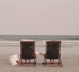 Exploring the Unspoken Friendship of Susannah and Laurel