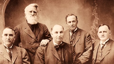 Case XX WR Pocket Knife Small Texas Toothpick 6.5 Bonestag Item #22304 (6.510096 SS) 3 inches Closed, Made In USA